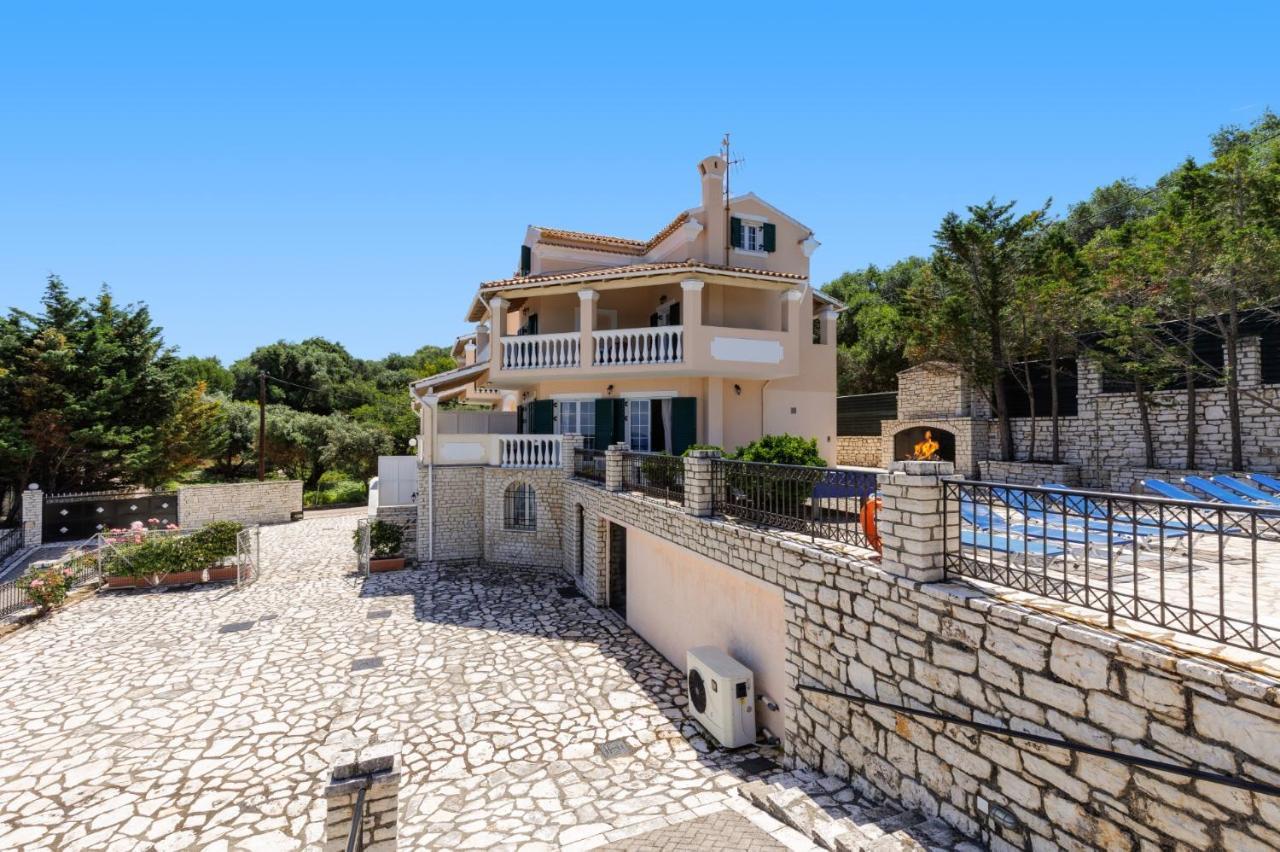 Angelos By Villa